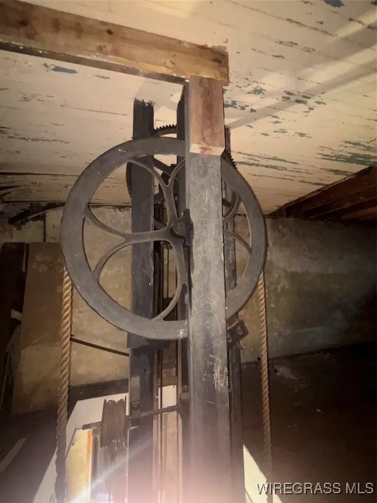 217 Court Avenue Elba AL 36323