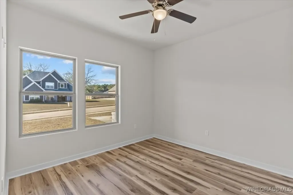 105 Hand Lane Enterprise AL 36330