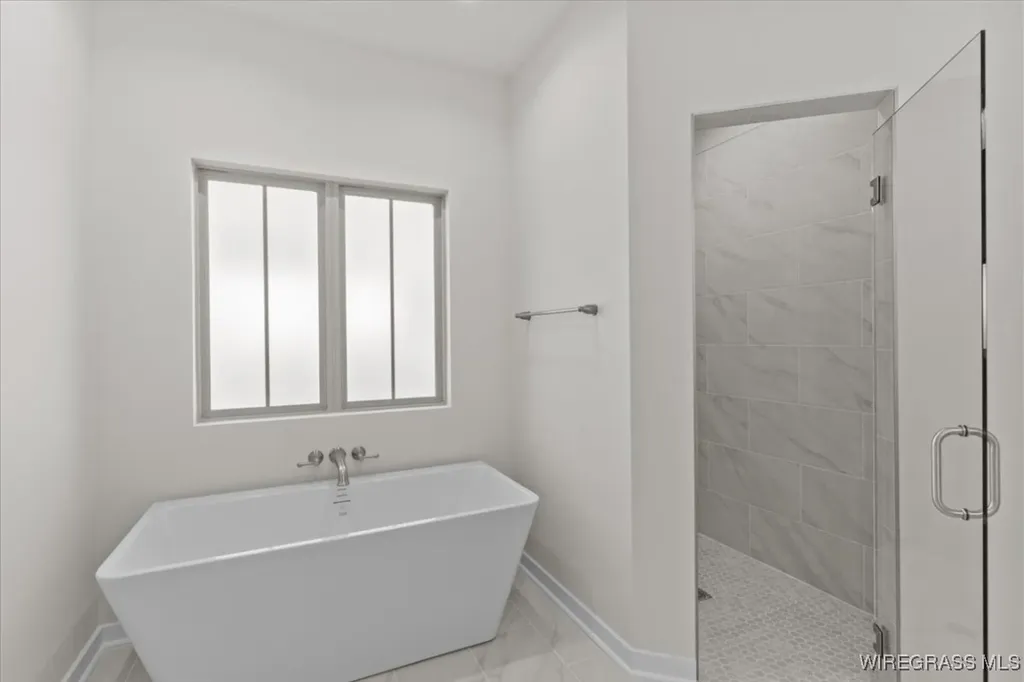 105 Hand Lane Enterprise AL 36330