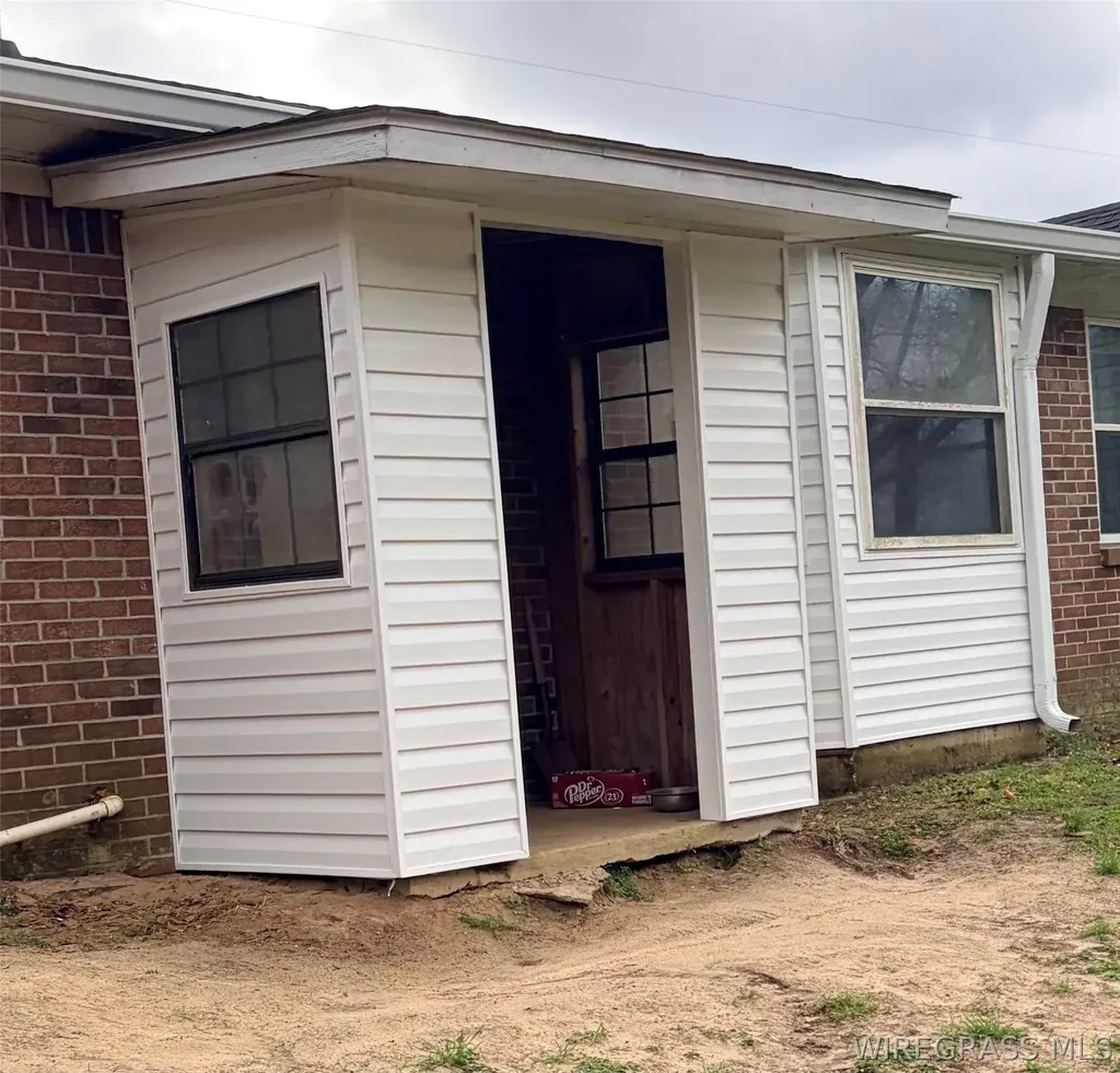 1499 E Neva Drive In Road Geneva AL 36340