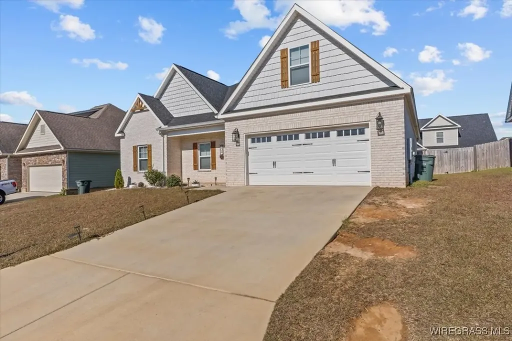 104 Meer Busch Lane Enterprise AL 36330