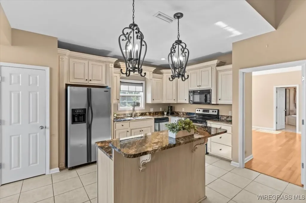 103 Planters Court Enterprise AL 36330