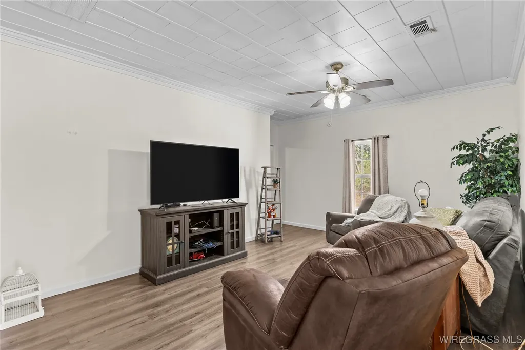 31077 Johnson Street Andalusia AL 36421