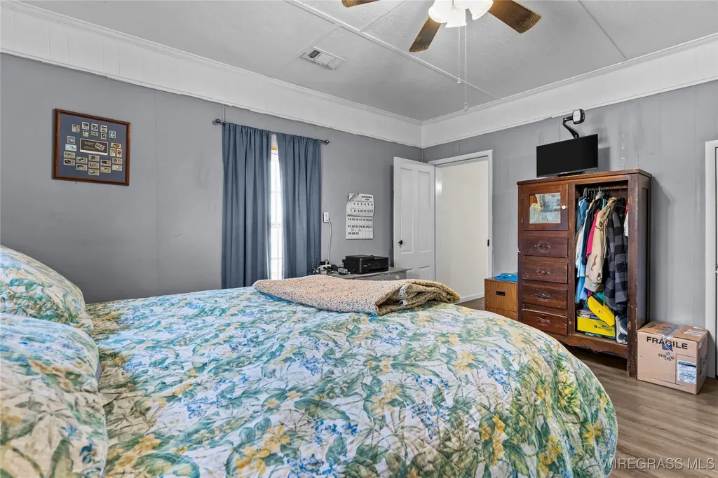 31077 Johnson Street Andalusia AL 36421