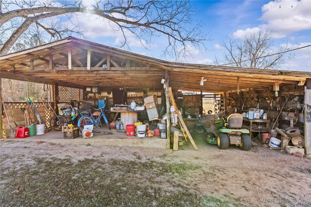 31077 Johnson Street Andalusia AL 36421