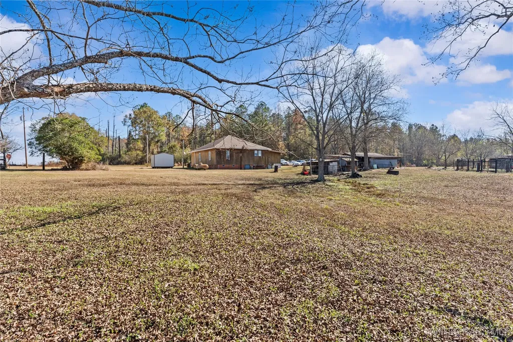 31077 Johnson Street Andalusia AL 36421