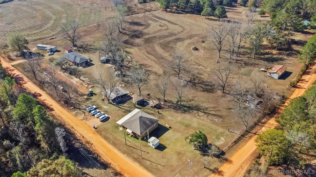31077 Johnson Street Andalusia AL 36421