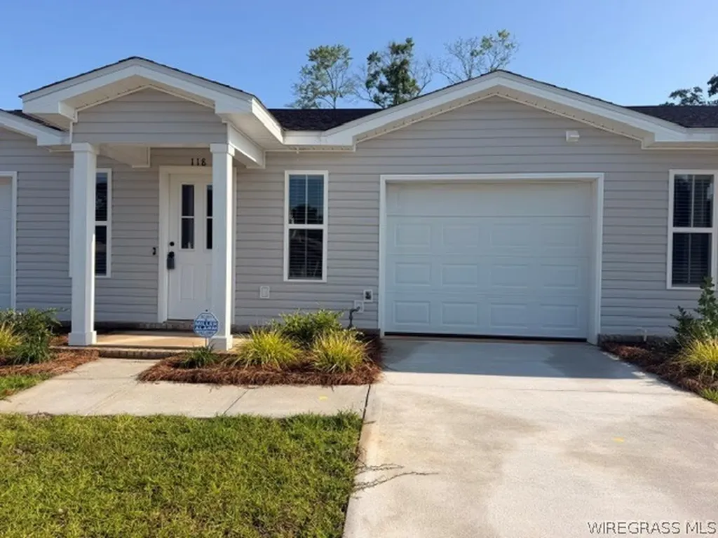 118 Juniper Cove Enterprise AL 36330