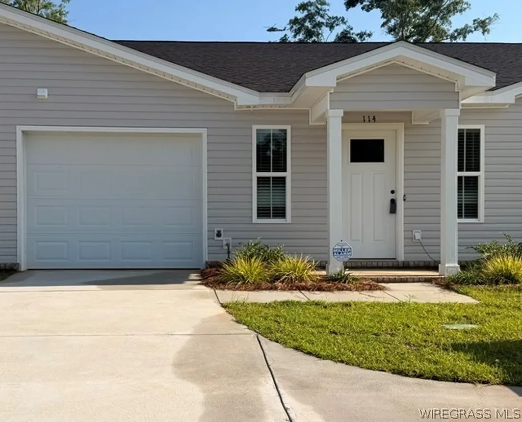 114 Juniper Cove Enterprise AL 36330