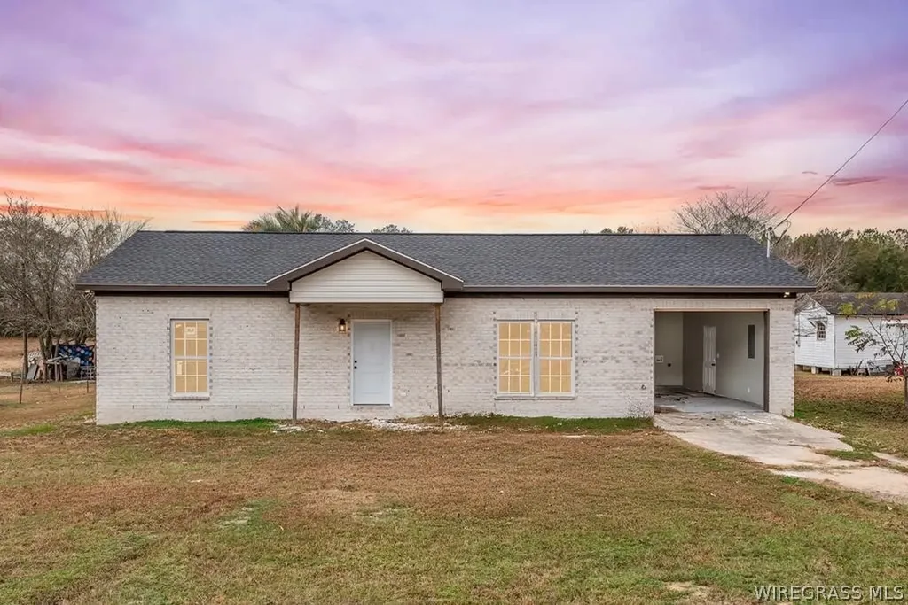 307 Williams Circle Hartford AL 36344