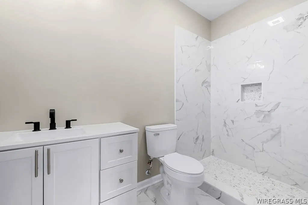 307 Williams Circle Hartford AL 36344