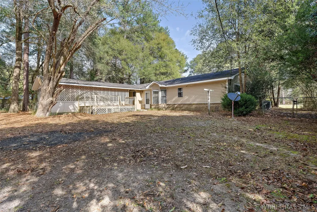 804 Old Newton Road Daleville AL 36322