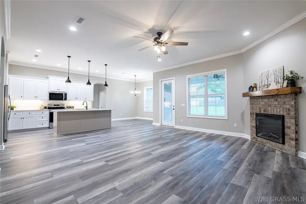 109 Loblolly Lane Enterprise AL 36330