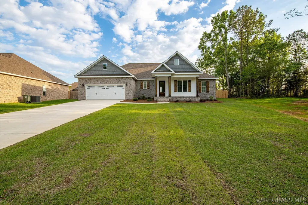 109 Loblolly Lane Enterprise AL 36330