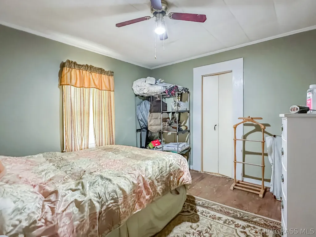 6569 E State Highway 52 Highway Hartford AL 36344