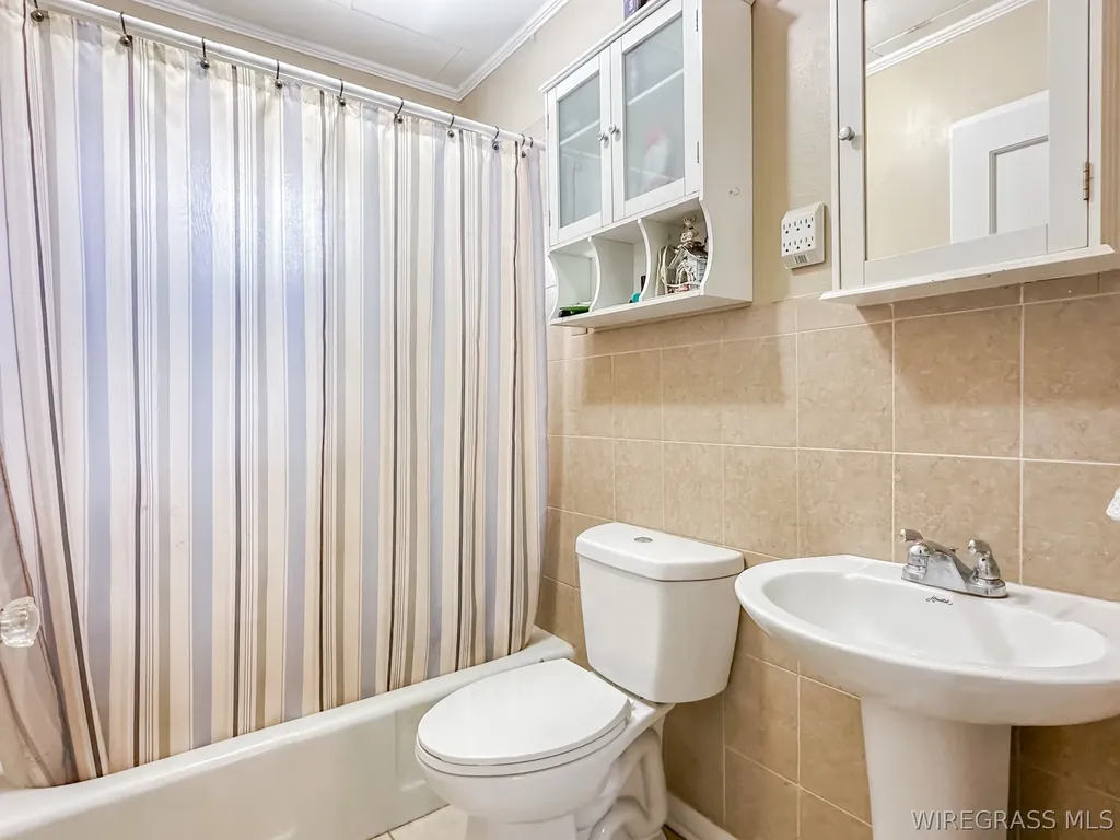 6569 E State Highway 52 Highway Hartford AL 36344