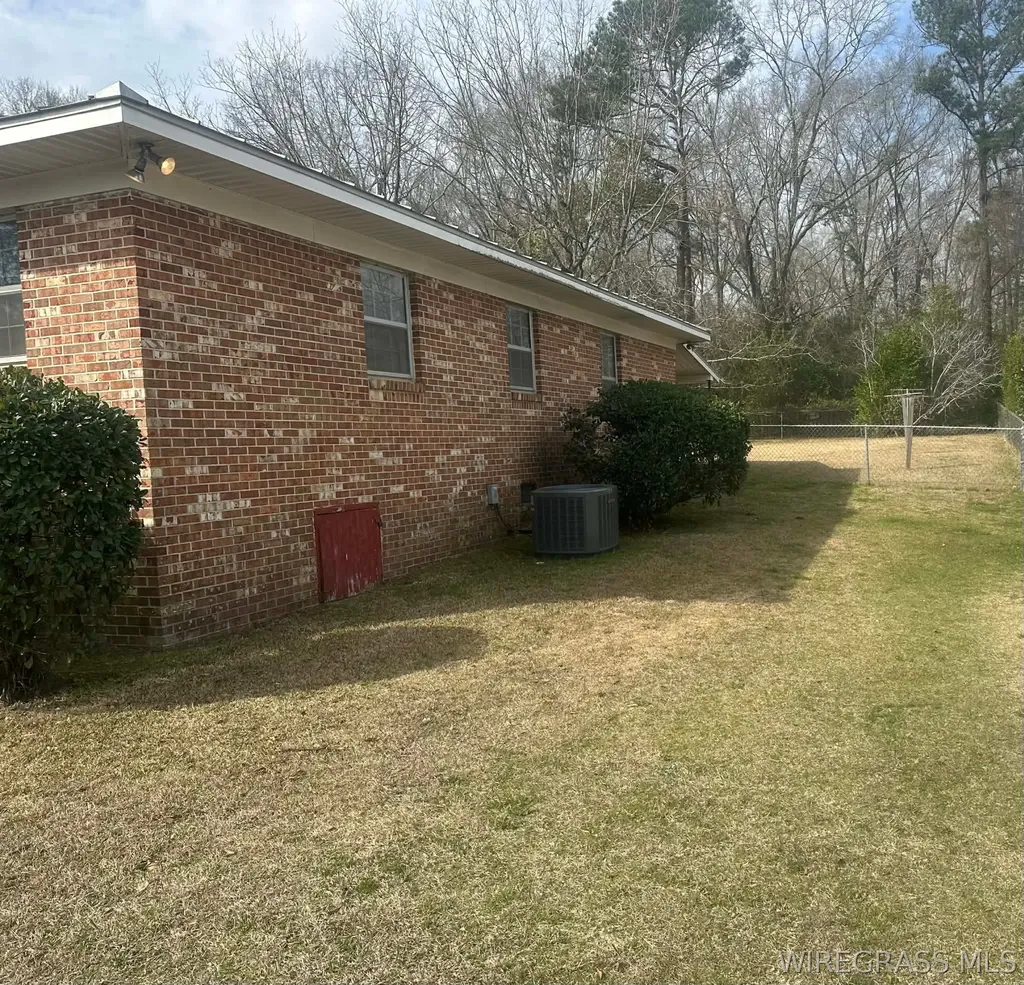 107 Shellfield Road Enterprise AL 36330