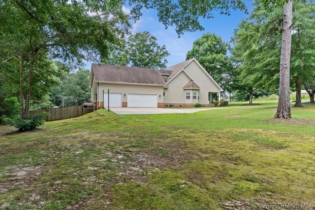 1604 County Road 601 Enterprise AL 36330