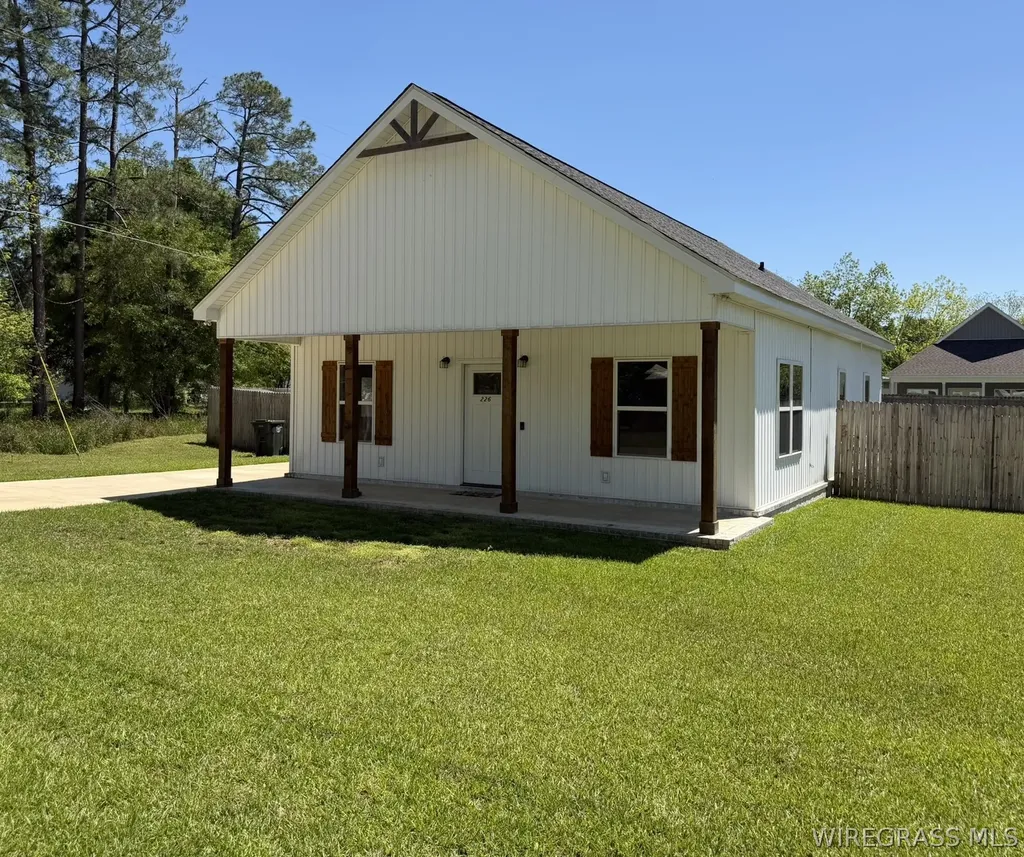 226 Loveless Street Hartford AL 36344