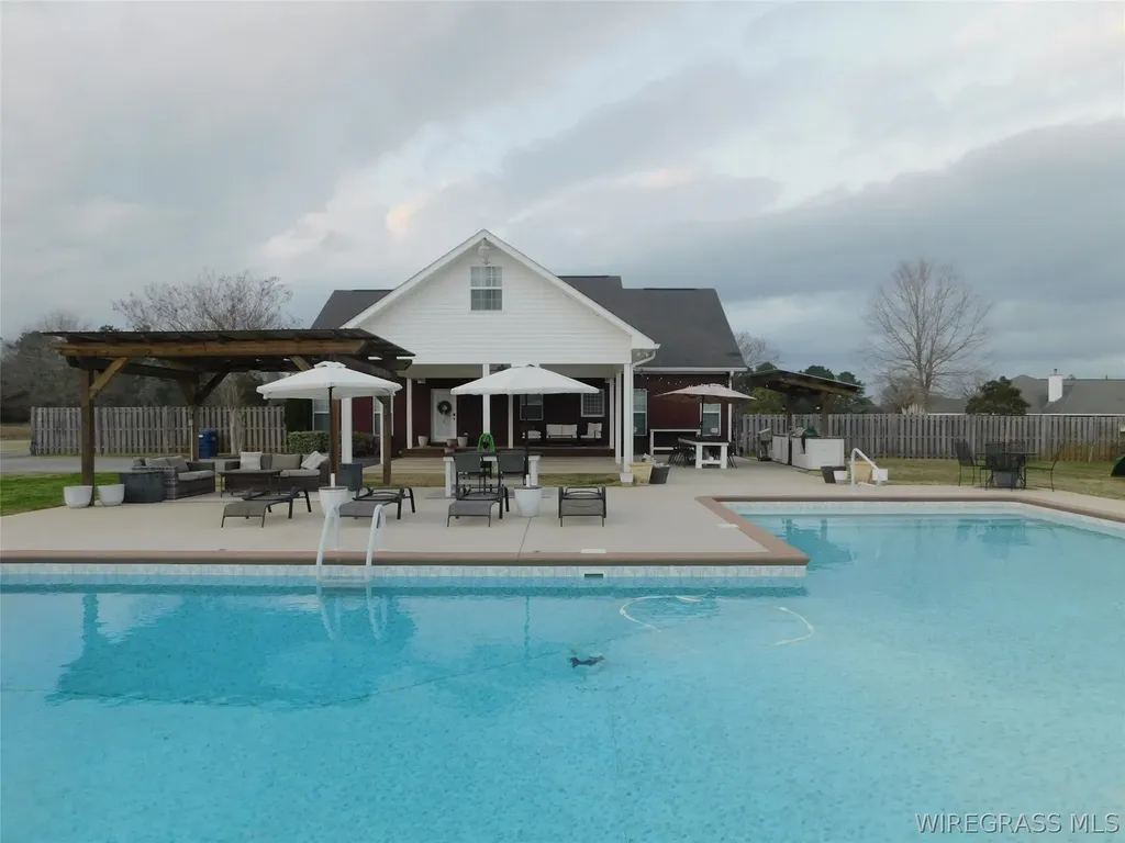 17576 Enoch Road Andalusia AL 36421