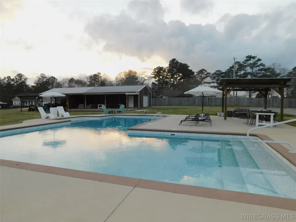 17576 Enoch Road Andalusia AL 36421