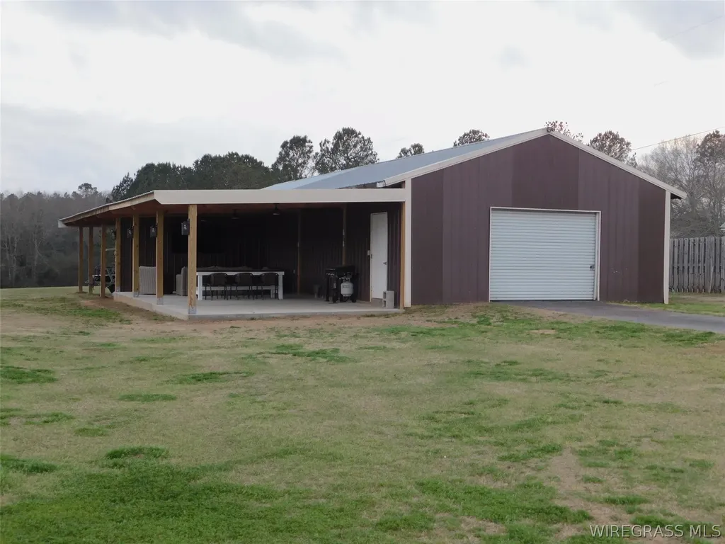 17576 Enoch Road Andalusia AL 36421