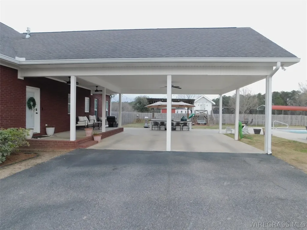 17576 Enoch Road Andalusia AL 36421