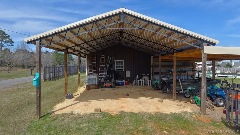 17576 Enoch Road Andalusia AL 36421