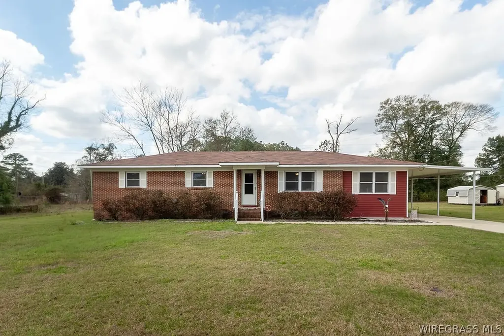 1051 Morrow Avenue Elba AL 36323