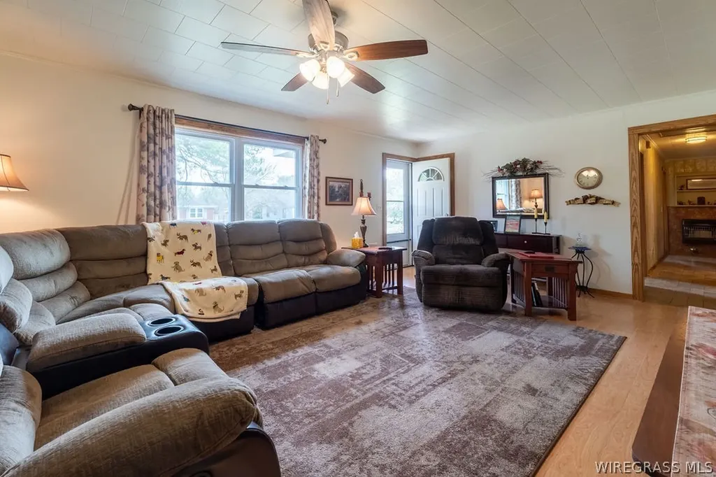 1051 Morrow Avenue Elba AL 36323
