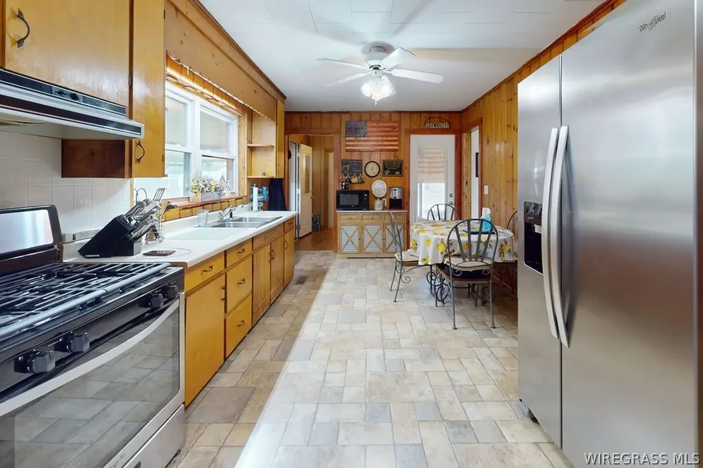 1051 Morrow Avenue Elba AL 36323
