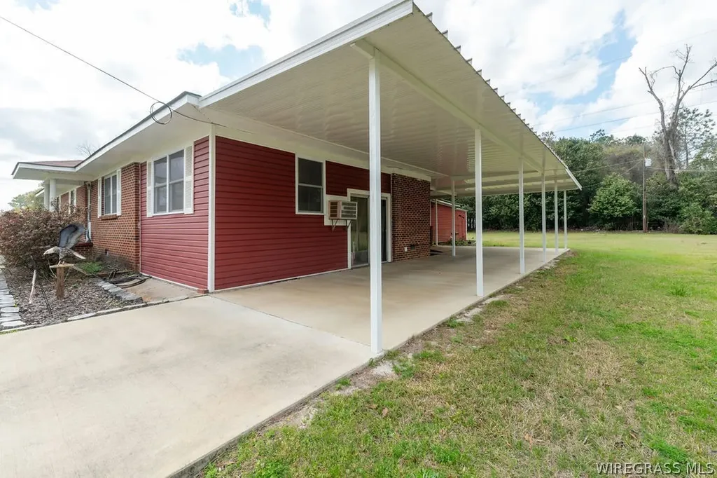 1051 Morrow Avenue Elba AL 36323