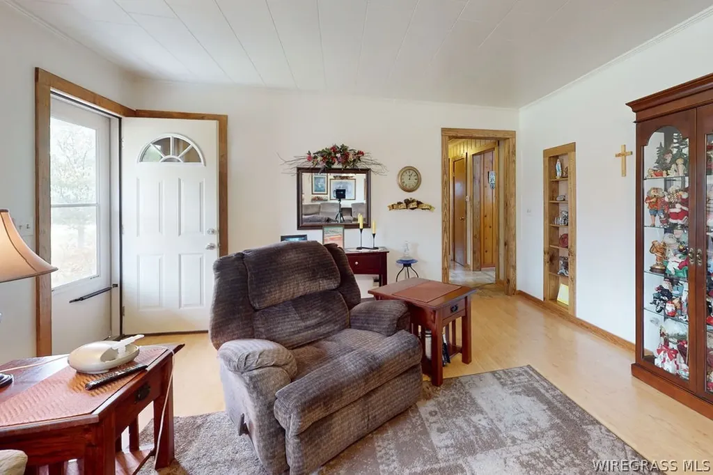 1051 Morrow Avenue Elba AL 36323
