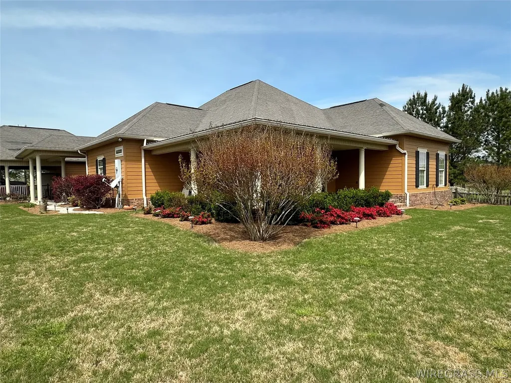 253 County Road 622 Enterprise AL 36330