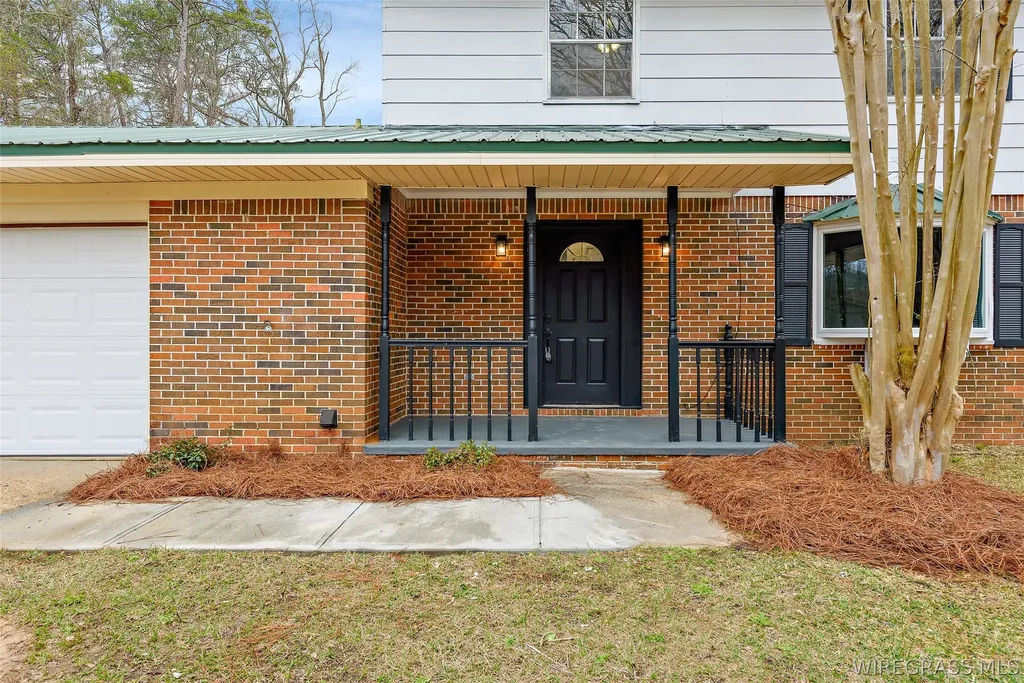 152 Gill Drive Ozark AL 36360