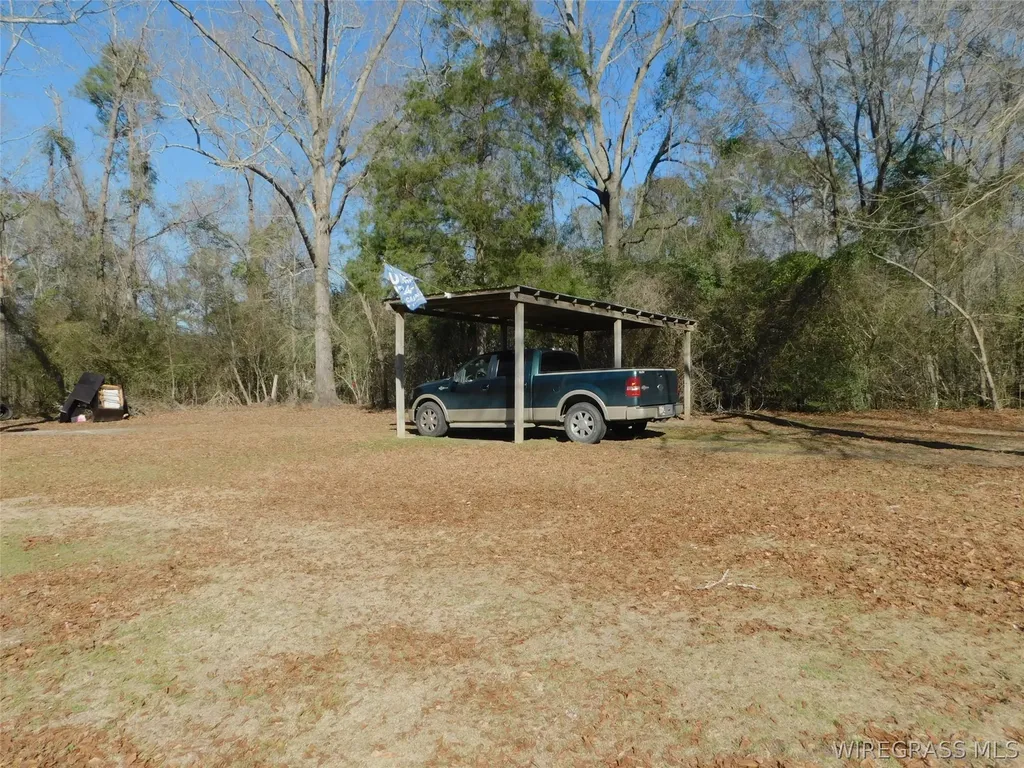 28584 Hammett Road Andalusia AL 36421