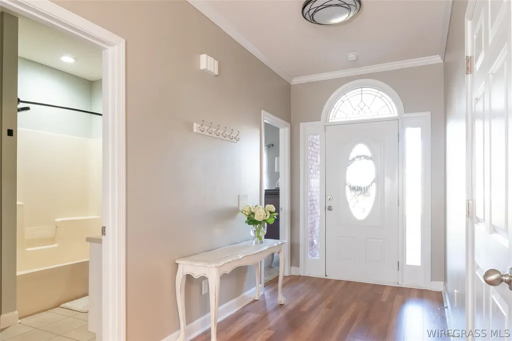 612 Frankfort Drive Dothan AL 36305