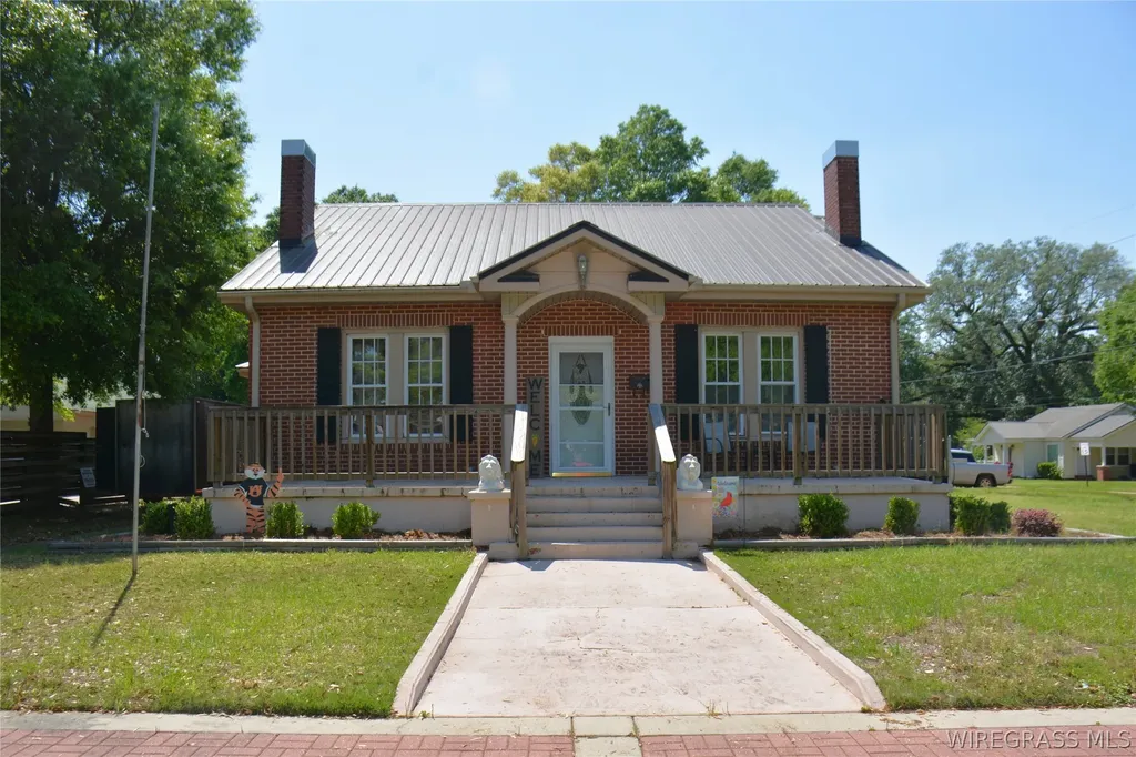 200 S Commerce Street Geneva AL 36340