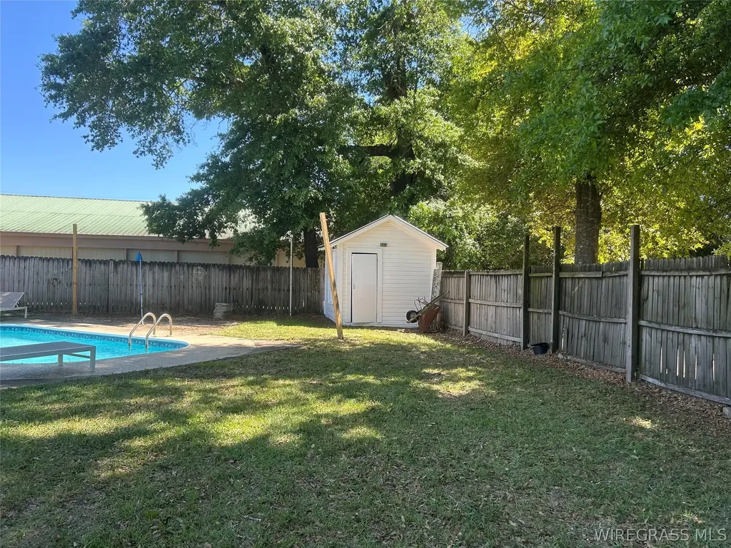 200 S Commerce Street Geneva AL 36340