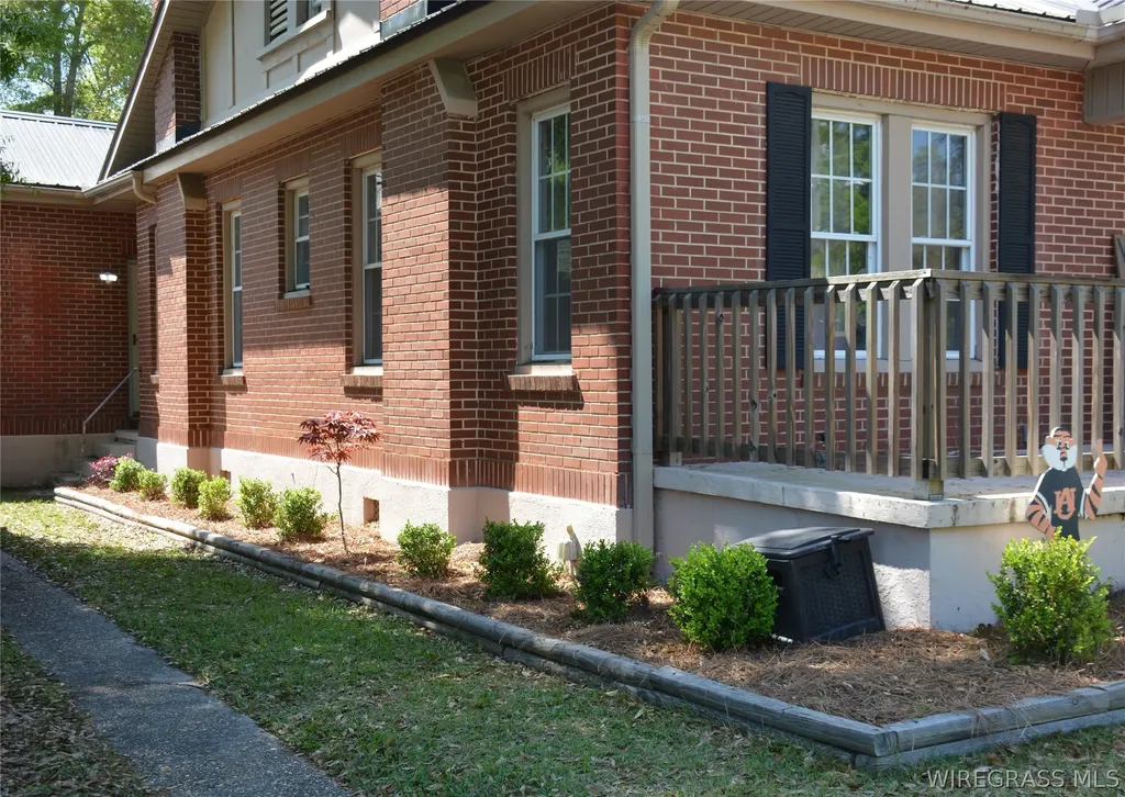 200 S Commerce Street Geneva AL 36340