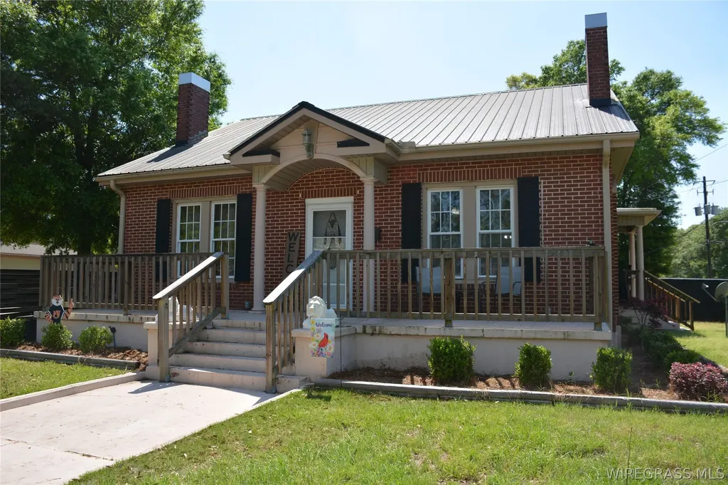 200 S Commerce Street Geneva AL 36340