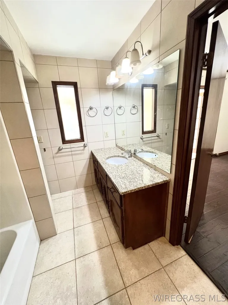 100 Brentwood Place Enterprise AL 36330