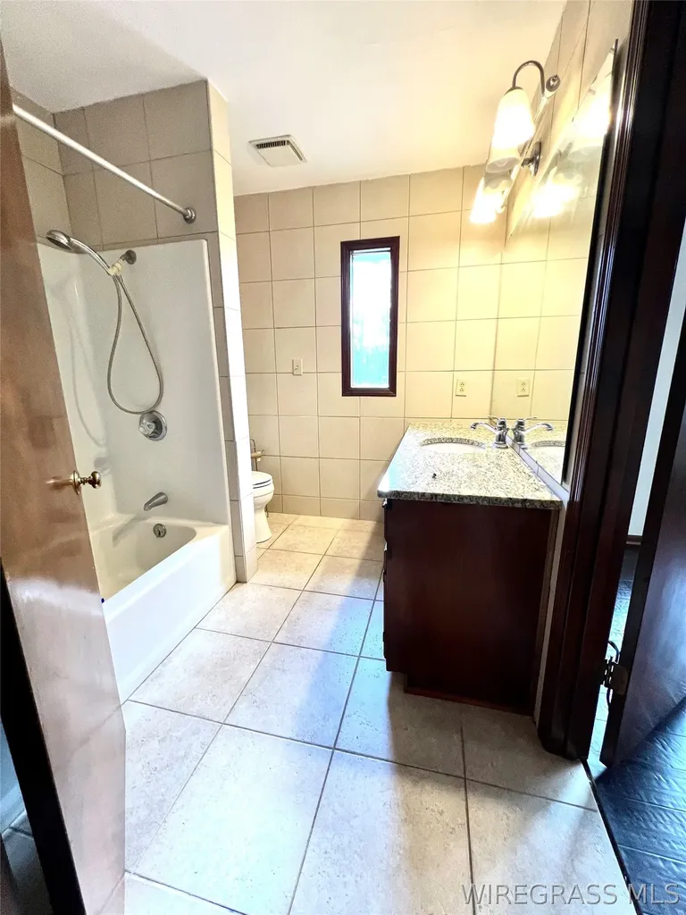 100 Brentwood Place Enterprise AL 36330