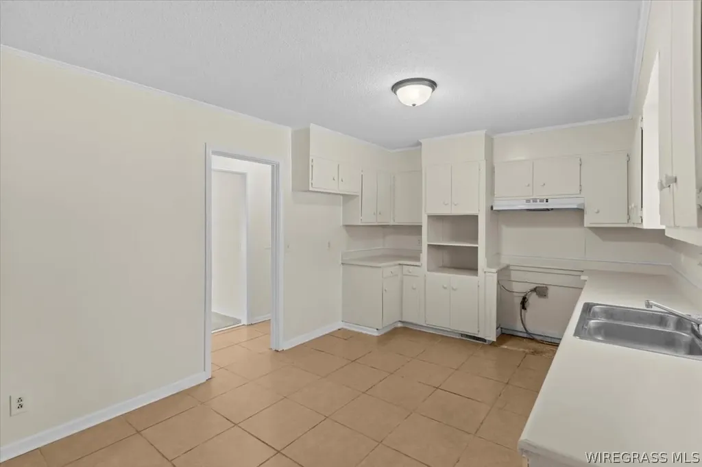 1403 E Park Avenue Enterprise AL 36330