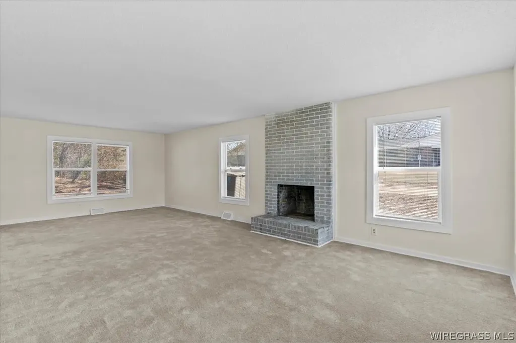 1403 E Park Avenue Enterprise AL 36330