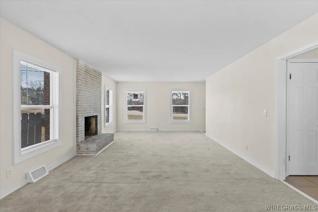 1403 E Park Avenue Enterprise AL 36330