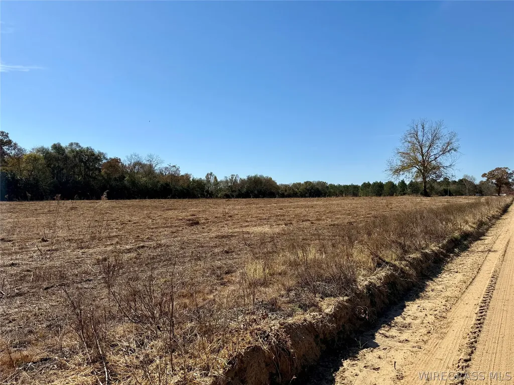 10 Huskey Road Dothan AL 36303