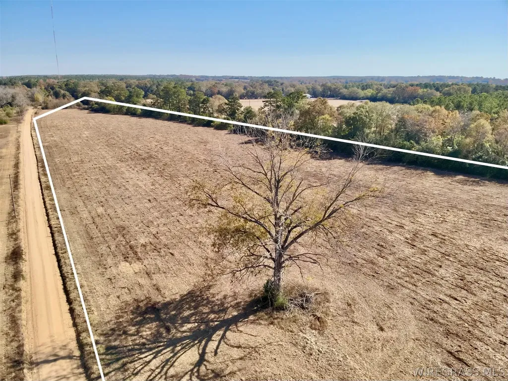 10 Huskey Road Dothan AL 36303