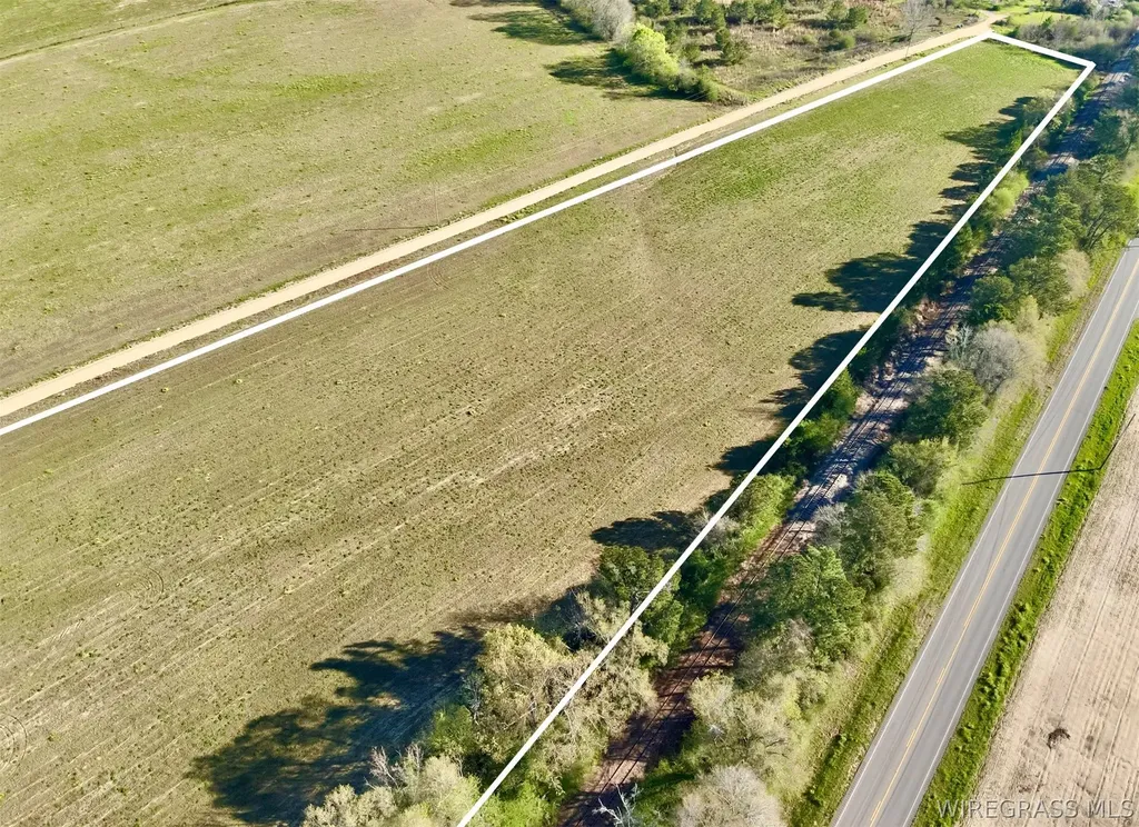 10 Huskey Road Dothan AL 36303