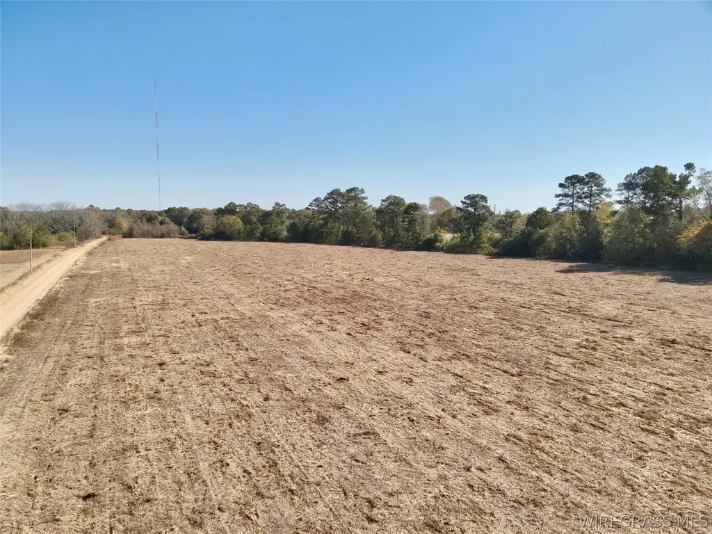 10 Huskey Road Dothan AL 36303